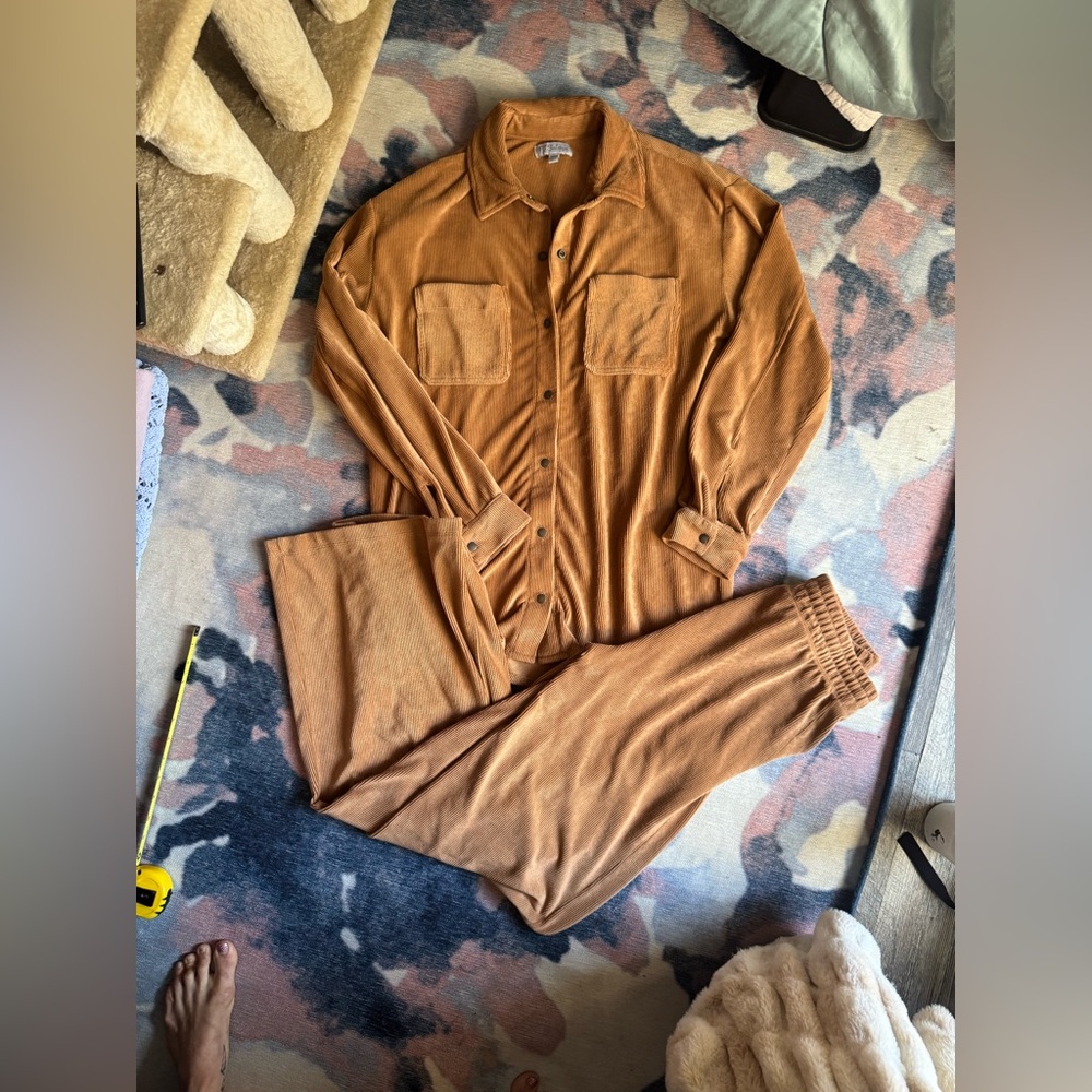 Like New PJ Salvage Brown Button-Up Shirt and Pants Pajama Set